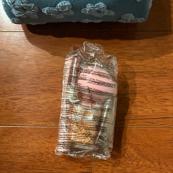 Ulta Beauty Makeup Set with Blue Cosmetic Bag - Picture 5 of 5